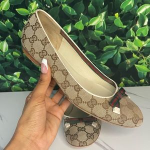 GUCCI SHOES 100% AUTHENTIC GUCCI MONOGRAM GG CANVAS FLATS